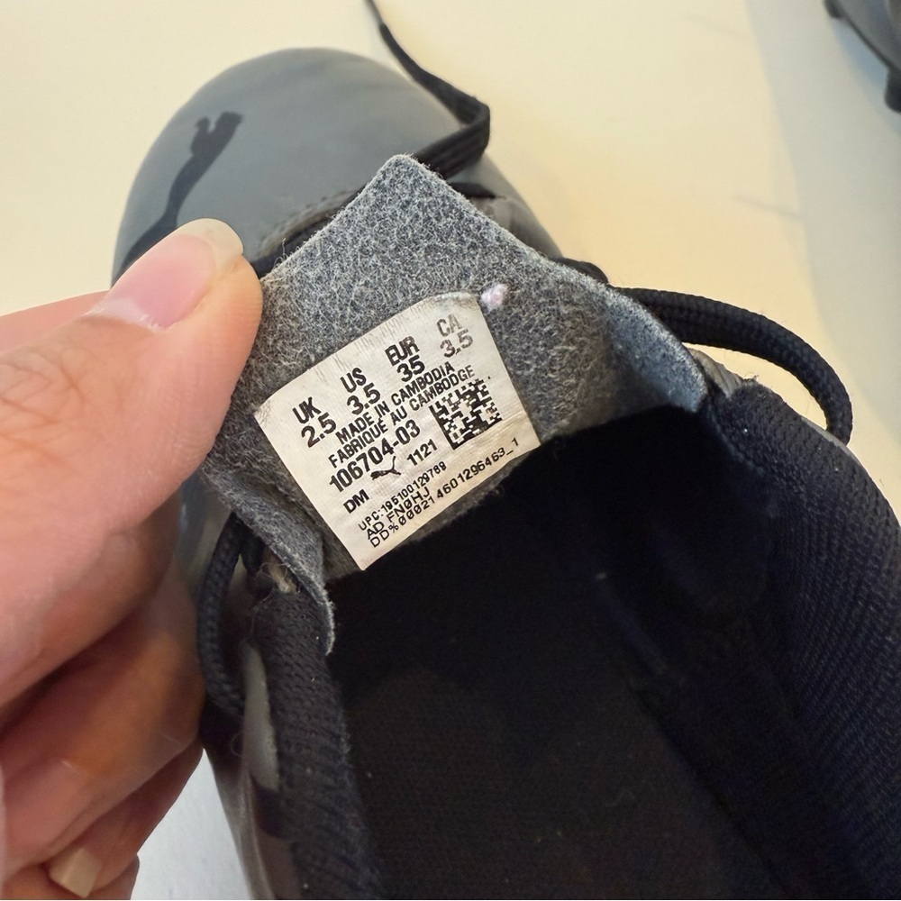 Puma Black and Gray Soccer Shoes - Picture 4 of 4